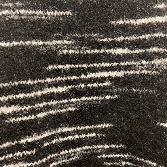 Banana Republic wool turtleneck sweater - Picture 4 of 5